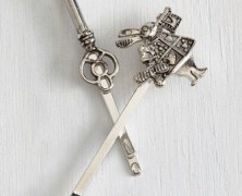 Alice in Wonderland Hairpins